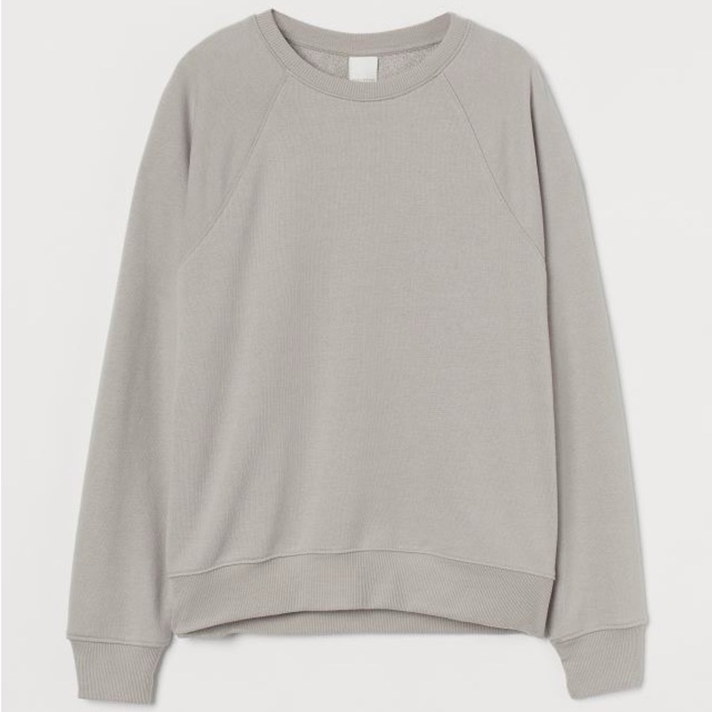 - H&M sweater size small